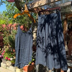 Navy Printed Capris Set - Sleeveless Cami & Wide-Leg Pants